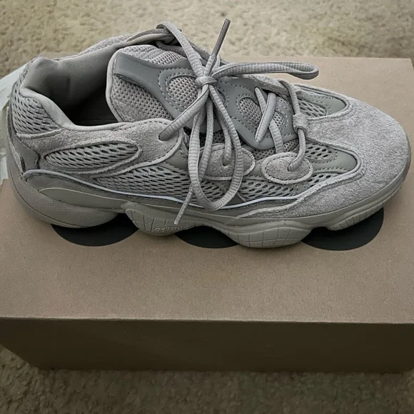 YEEZY 500